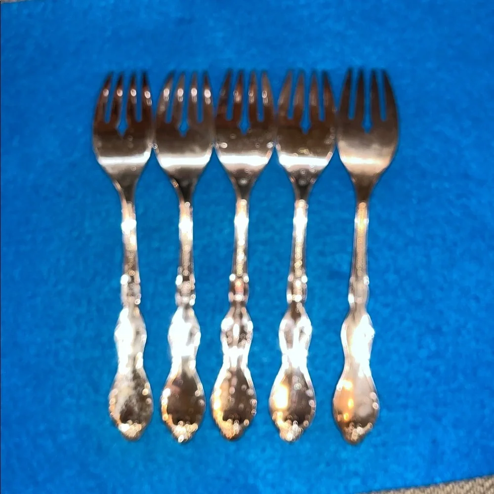 1964 VTG set of 5 salad forks Wm Rogers Melody Camelot Silverplate Flatware GUC